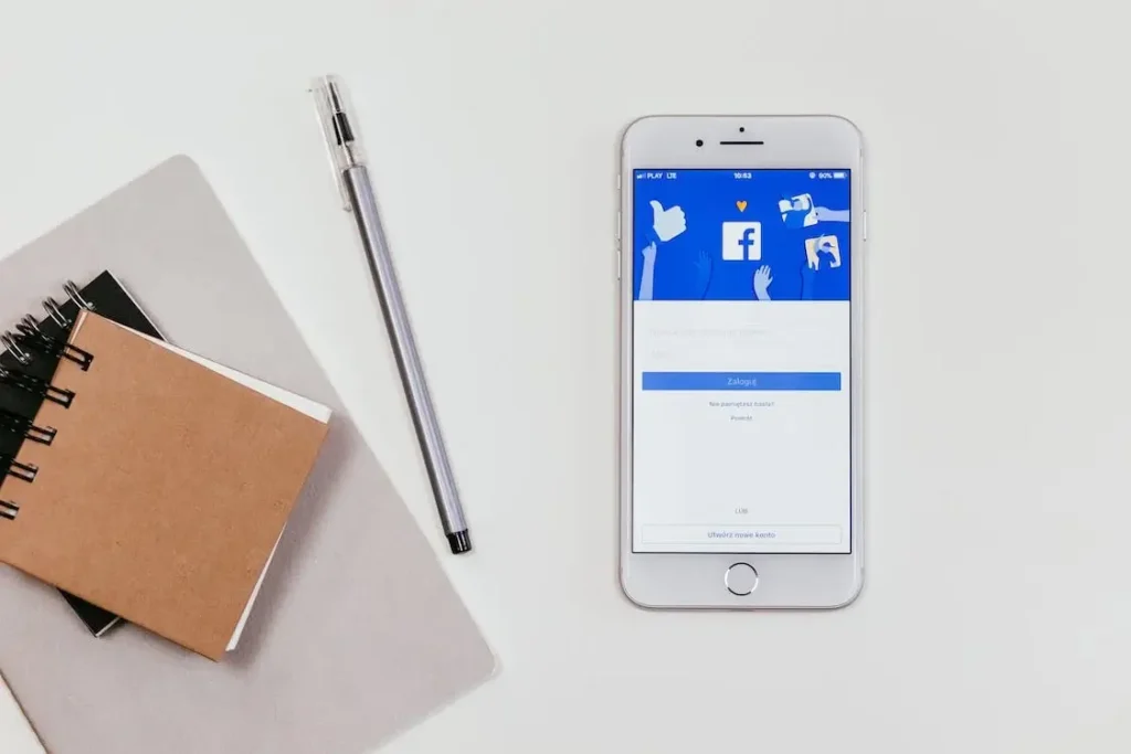 Facebook: a rede social que mudou o mundo