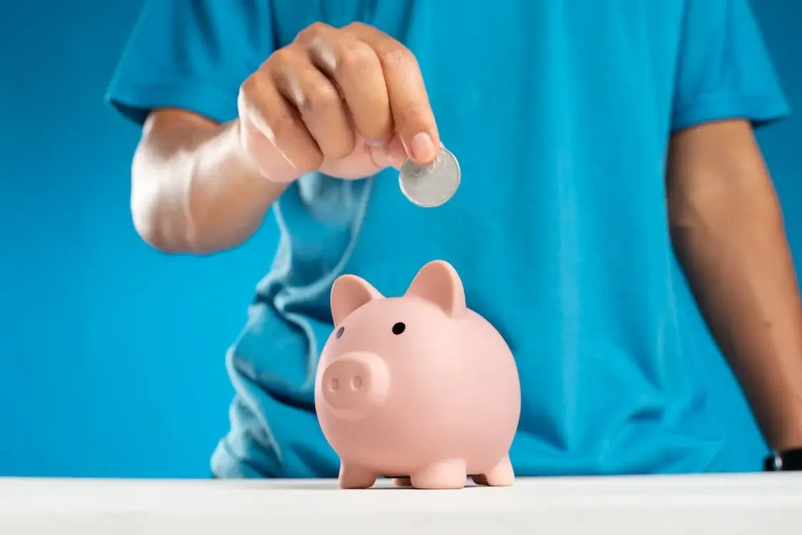 Como investir com pouco dinheiro?